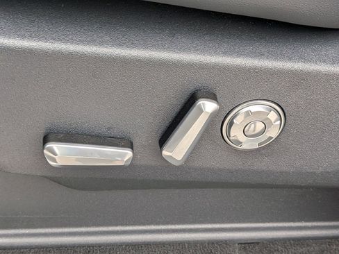 Certified 2025 Lincoln Navigator Black Label image 24