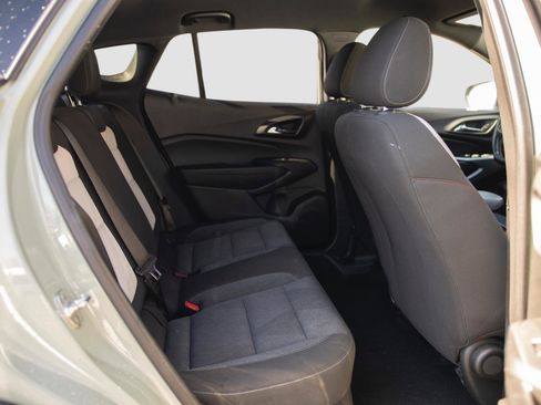 Used 2024 Chevrolet Trax RS image 14