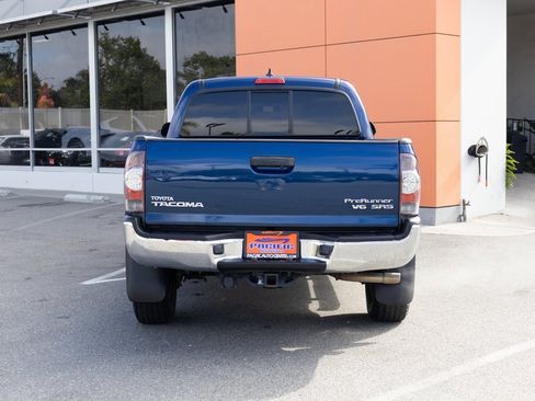 Used 2014 Toyota Tacoma PreRunner image 11