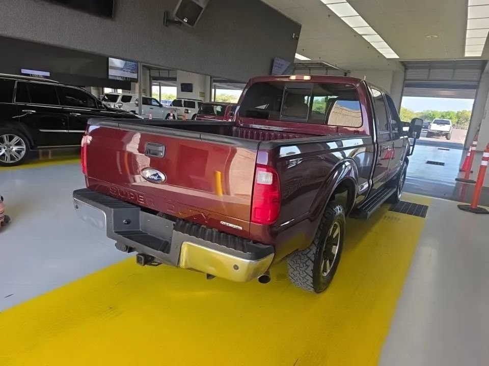 Used 2012 Ford F250 Lariat w/ Lariat Interior Pkg AWD/4WD image 5