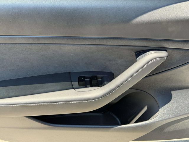 Used 2021 Tesla Model 3 Standard Range Plus RWD image 15