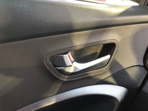 Used 2017 Hyundai Santa Fe Sport image 52