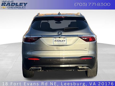 Used 2023 Buick Enclave Essence w/ Experience Buick Package image 4