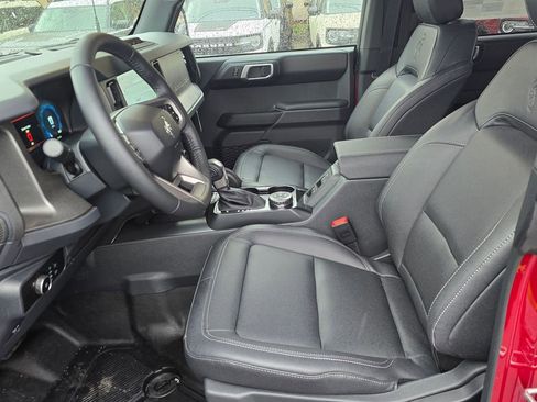 New 2026 Ford Bronco Badlands image 15