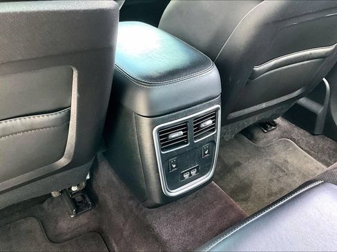 Used 2018 Dodge Charger R/T Scat Pack RWD image 11