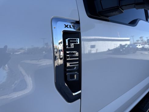 Used 2019 Ford F250 XLT image 9