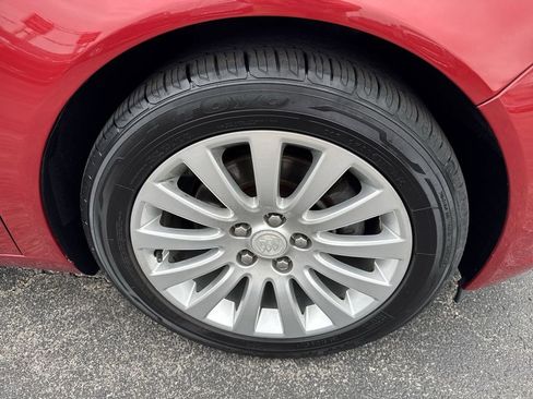 Certified 2013 Buick Regal Premium image 30