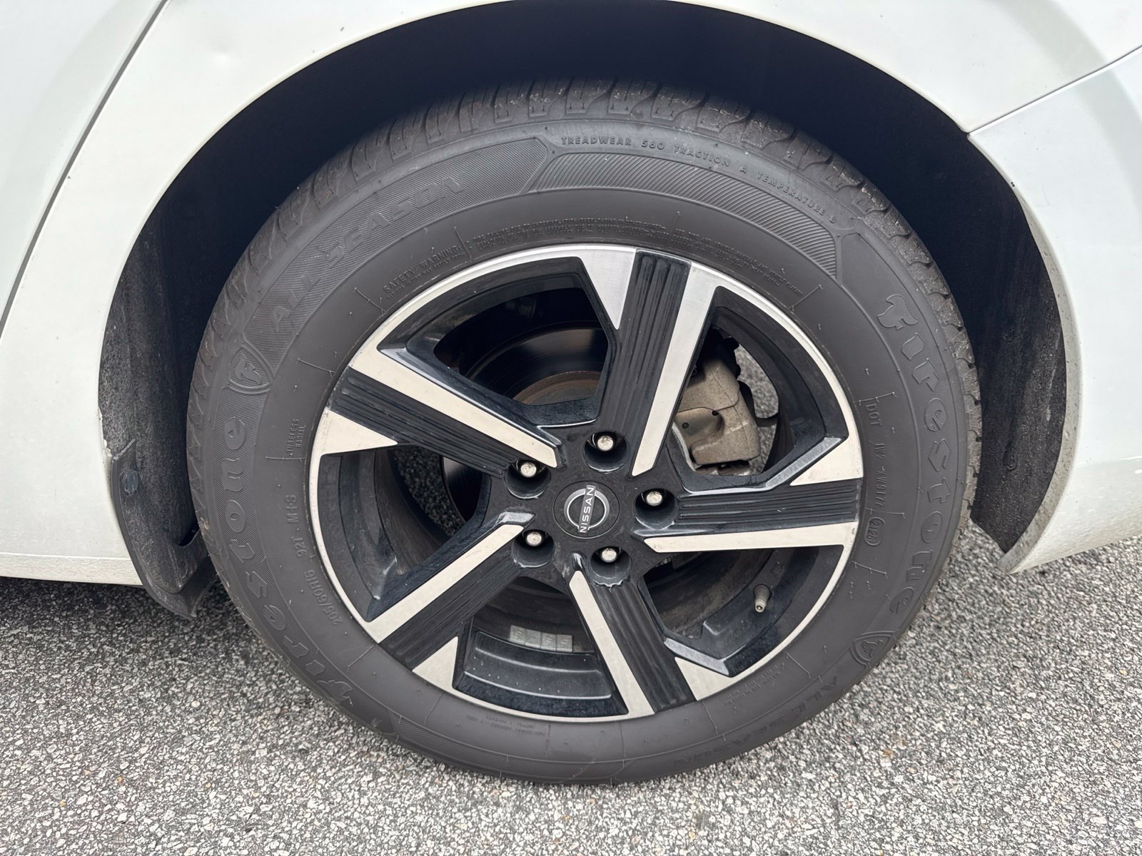 Used 2024 Nissan Sentra SV FWD image 9