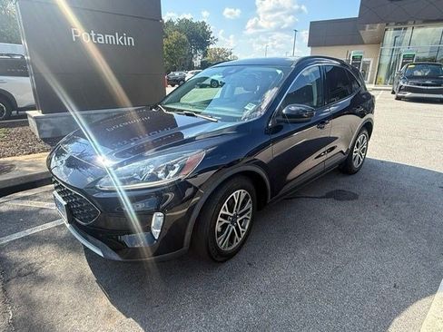 Used 2021 Ford Escape SEL w/ Technology Package FWD image 7