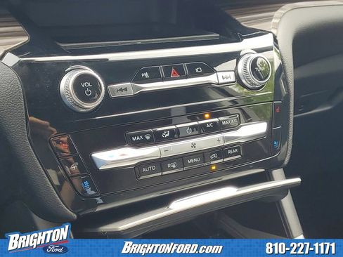 Certified 2023 Ford Explorer Limited w/ Hybrid Equipment Group 310A AWD/4WD image 27
