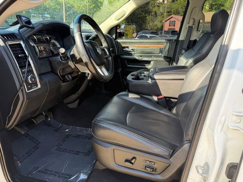 Used 2016 RAM 3500 Laramie image 8