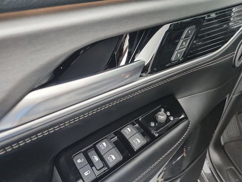 New 2026 Jeep Grand Wagoneer L Limited AWD/4WD image 21