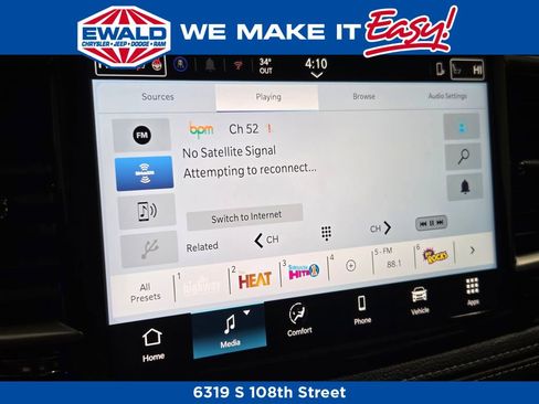 New 2026 Chrysler Pacifica Select image 4