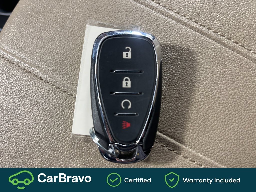 Used 2023 Chevrolet Traverse LS AWD/4WD image 32