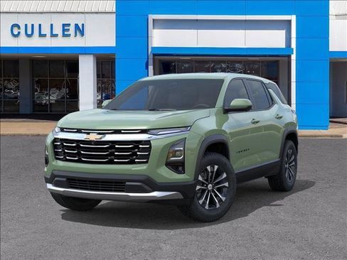 New 2026 Chevrolet Equinox LT w/ Safety and Technology Package image 6