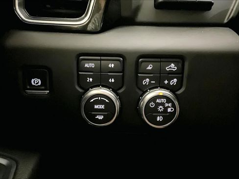 Certified 2022 GMC Sierra 1500 Denali w/ Denali Reserve Package image 32