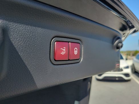 Certified 2023 Mercedes-Benz S 580 4MATIC Sedan image 10