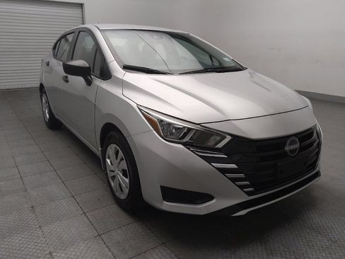 Used 2024 Nissan Versa S w/ Trunk Package FWD image 13