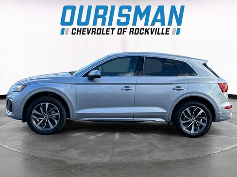 Used 2022 Audi Q5 2.0T Premium w/ Convenience Package image 3