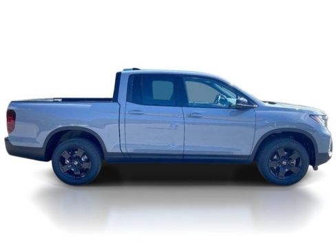New 2026 Honda Ridgeline Black Edition image 8