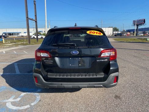 Used 2018 Subaru Outback 2.5i Touring image 4