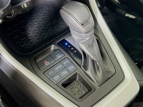 Certified 2025 Toyota RAV4 LE image 16