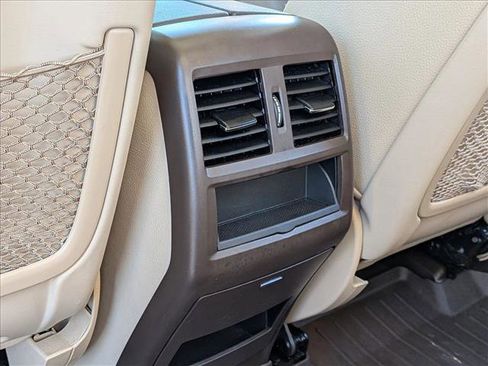 Used 2016 Mercedes-Benz GLE 300d 4MATIC image 21