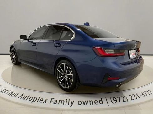 Used 2022 BMW 330i Sedan w/ Driving Assistance Package RWD image 3