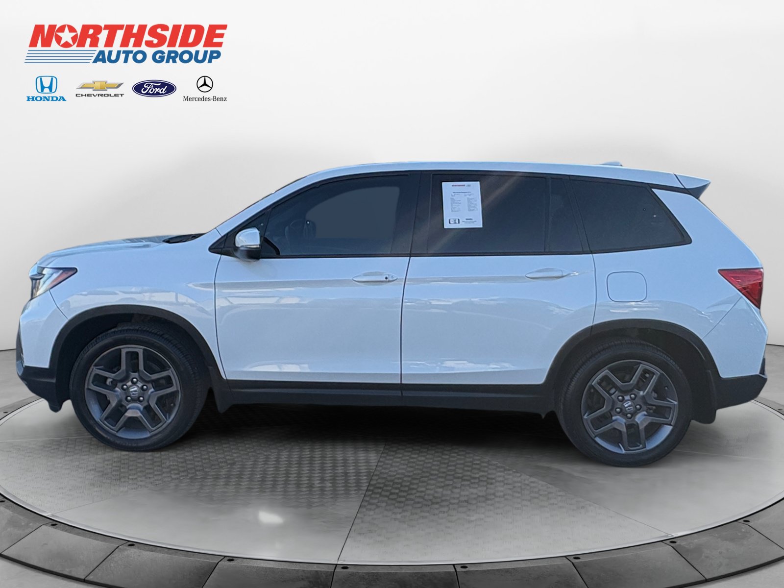 Used 2022 Honda Passport EX-L image 4