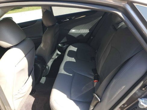 Used 2011 Hyundai Sonata Limited FWD image 17