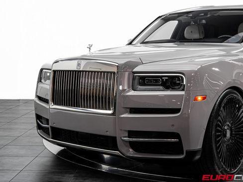 Used 2021 Rolls-Royce Cullinan image 14