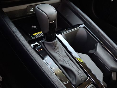 Used 2025 Honda Accord EX-L image 16