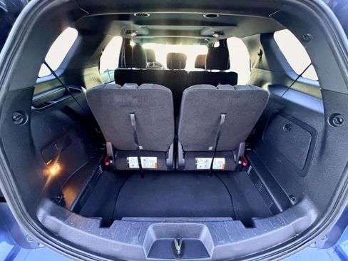 Used 2016 Ford Explorer XLT w/ Equipment Group 201A FWD image 6