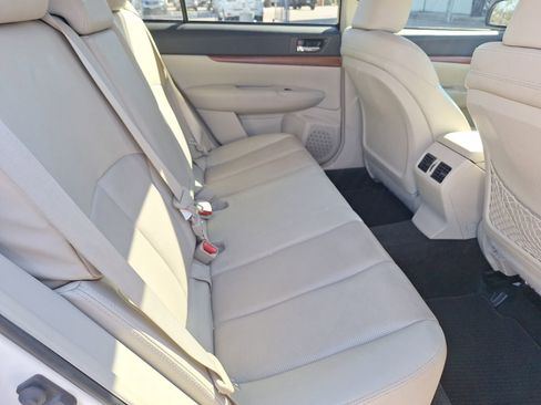 Used 2013 Subaru Outback 2.5i Limited image 33