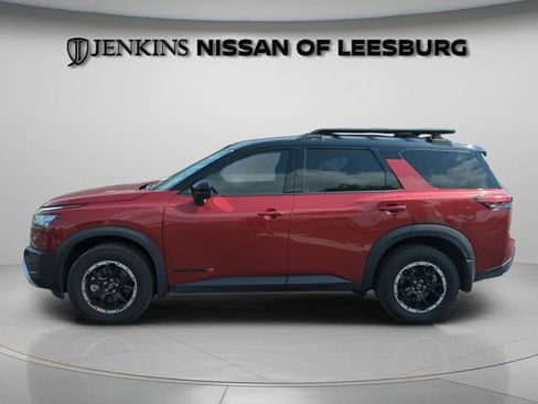 Certified 2025 Nissan Pathfinder Rock Creek AWD/4WD image 11