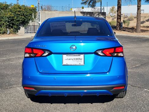 Used 2021 Nissan Versa S image 5