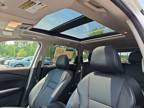 Used 2023 Nissan Rogue SV w/ SV Premium B Package FWD image 34