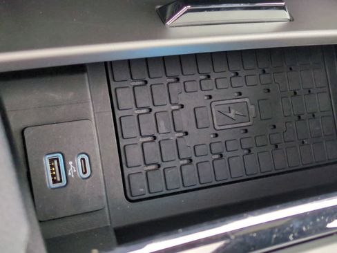 Used 2023 Ford Expedition Timberline image 32