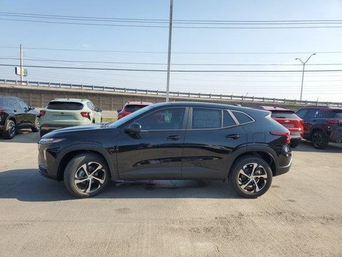 New 2026 Chevrolet Trax RS w/ Driver Confidence Package image 4