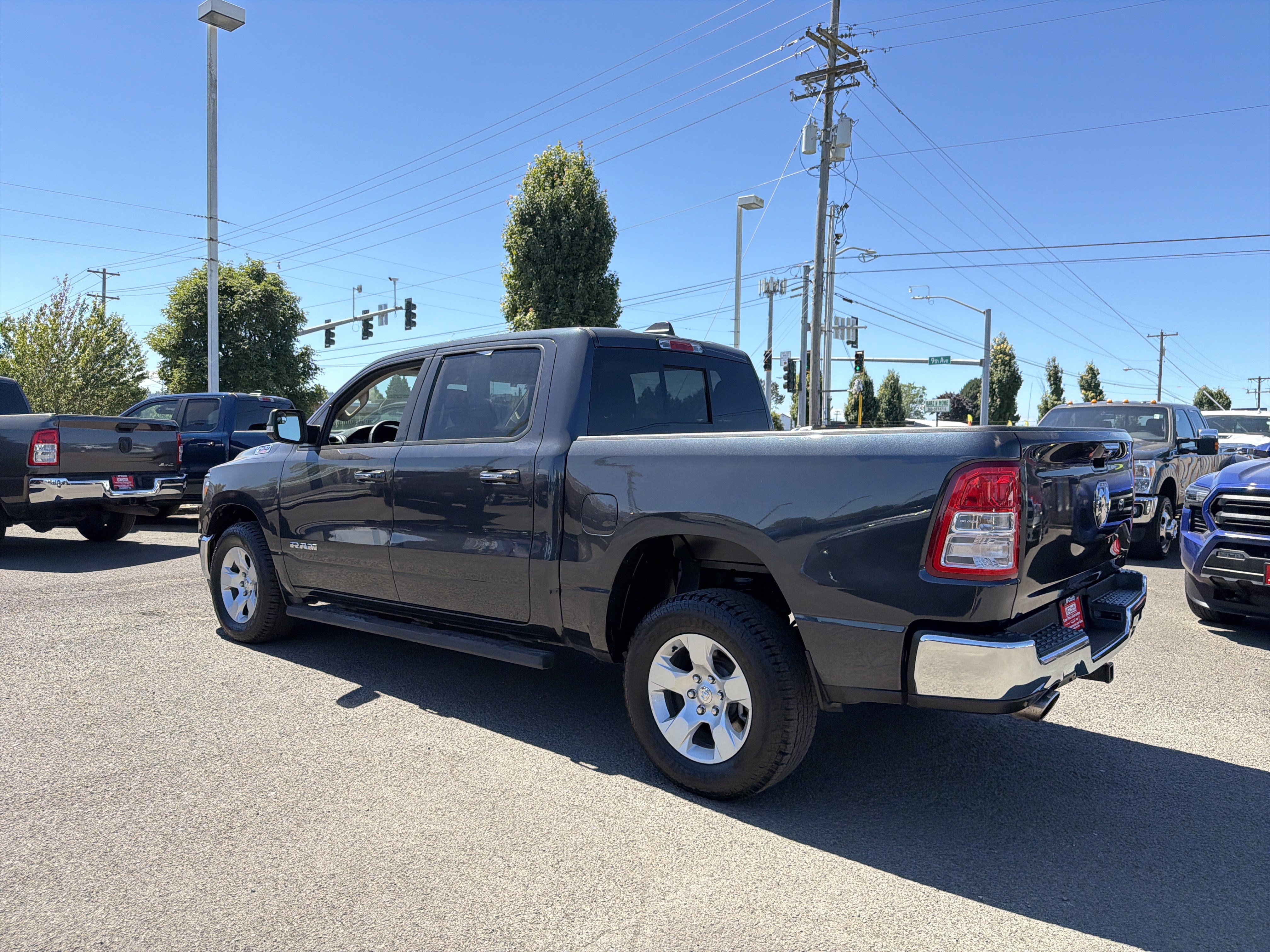 Used 2020 RAM 1500 Big Horn AWD/4WD image 3