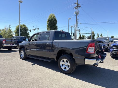 Used 2020 RAM 1500 Big Horn AWD/4WD image 3
