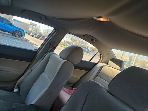 Used 2010 Honda Civic LX image 8