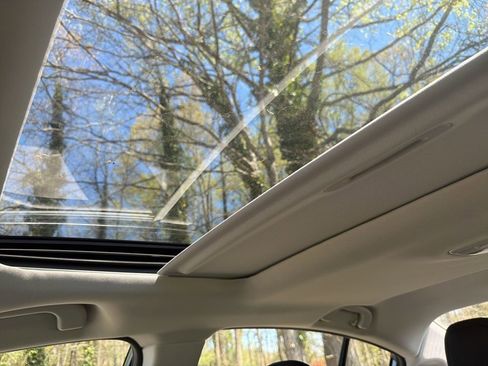 Used 2025 Subaru Legacy Premium w/ Popular Package #1A image 18