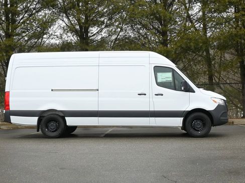 New 2026 Mercedes-Benz Sprinter 2500 image 7