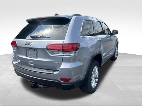 Used 2021 Jeep Grand Cherokee Laredo AWD/4WD image 5