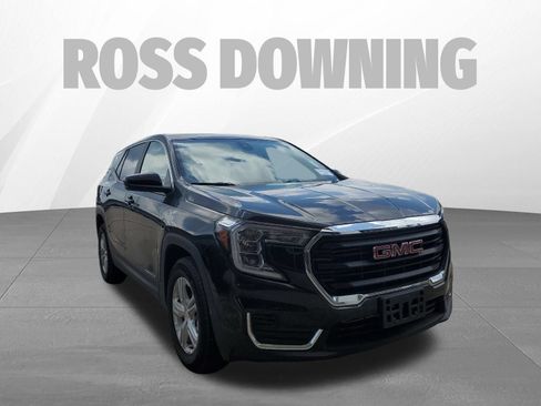Used 2024 GMC Terrain SLE FWD image 3