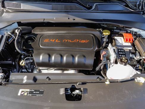 Used 2022 Jeep Compass Latitude AWD/4WD image 31