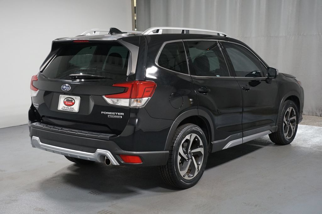 Used 2023 Subaru Forester Touring AWD/4WD image 8