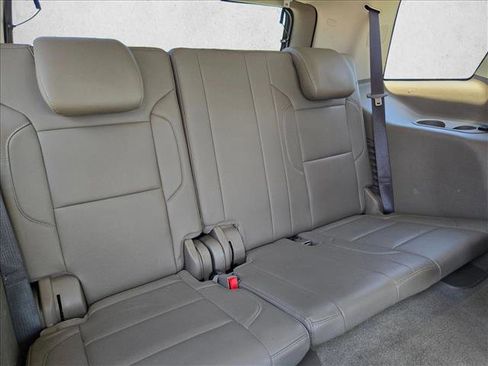 Used 2017 Chevrolet Tahoe LT w/ Luxury Package RWD image 18