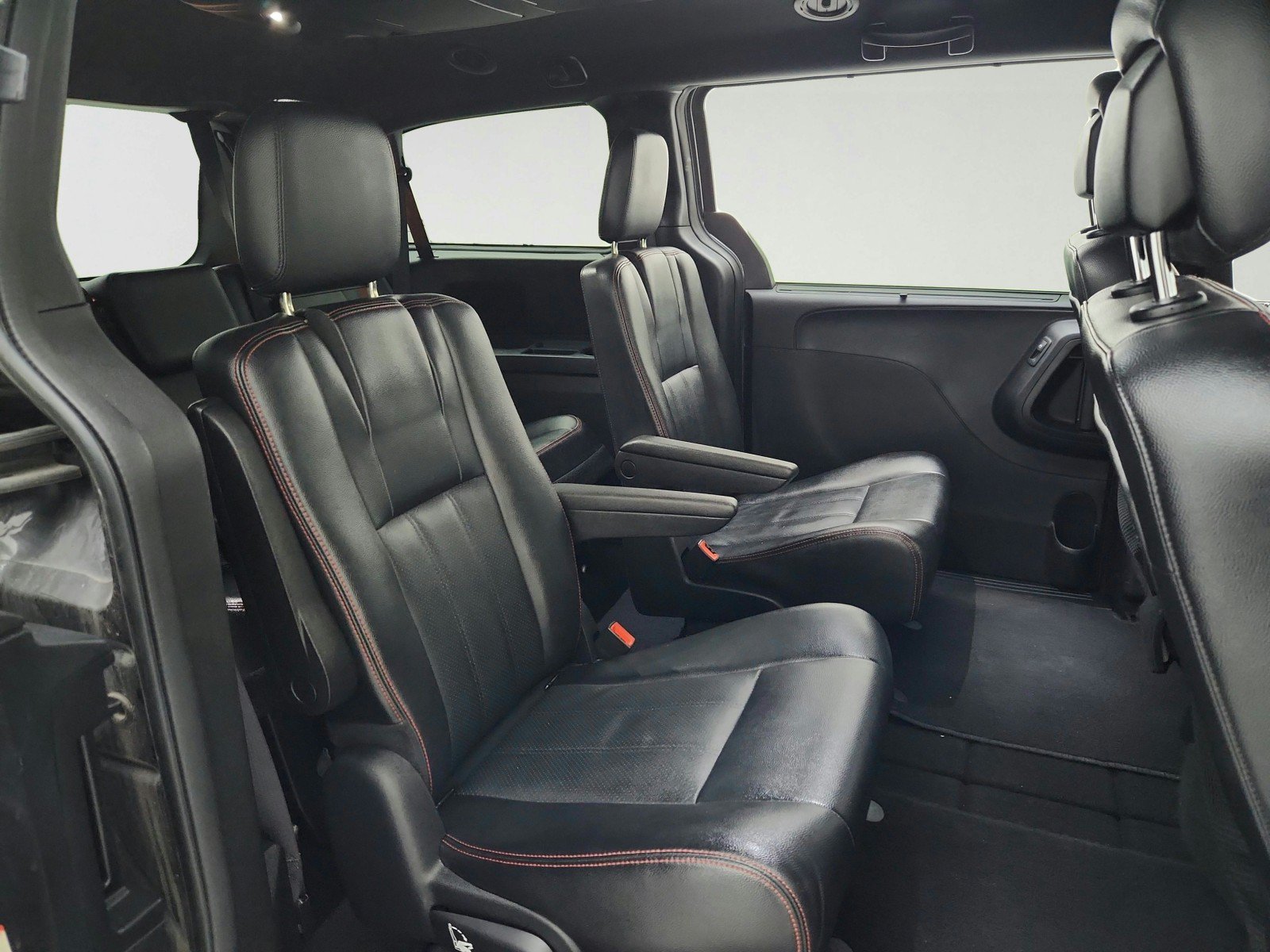 Used 2019 Dodge Grand Caravan GT FWD image 29
